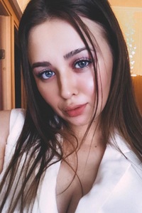Ксения Светлова