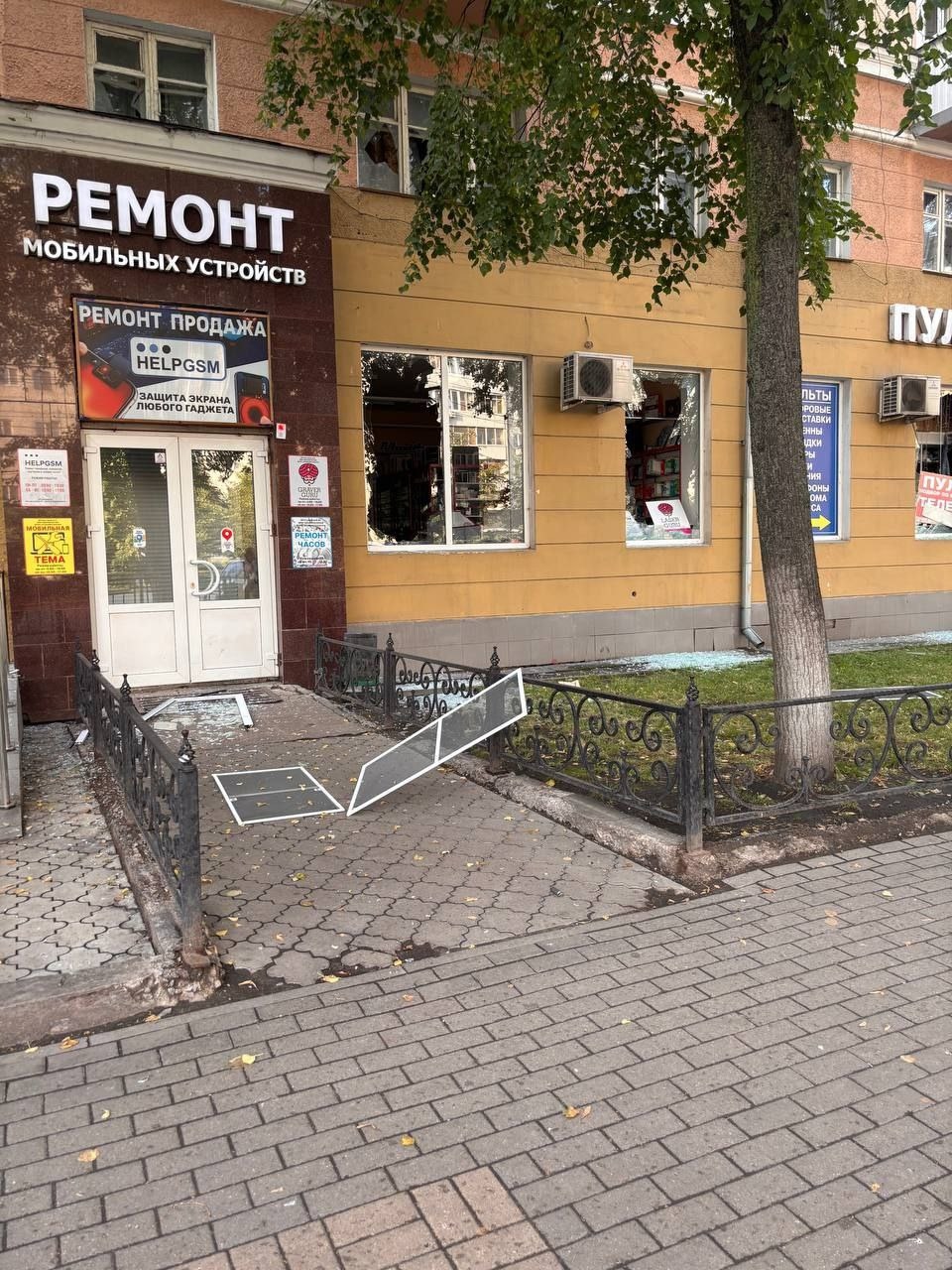 Изображение 1 к новости: 🔴 Украинские БПЛА АТАКОВАЛИ ВОРОНЕЖ — ранены несколько человек, повреждён центр города